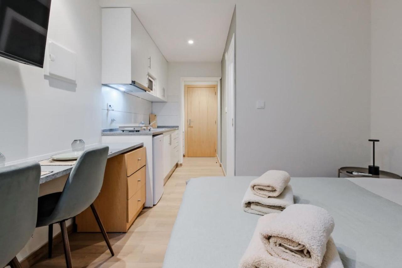 Lovely Fully Equipped Near Subway N9 Apartment *