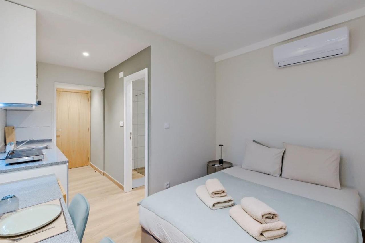 Lovely Fully Equipped Near Subway N9 Lisbon